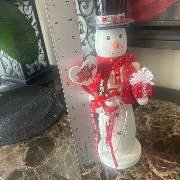 Valentine's Day Snowman Nutcracker! - Picture 4 of 6